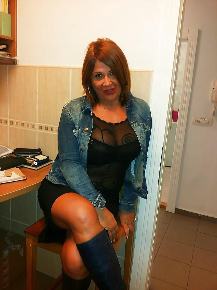 25P SERBIAN MILFS VI (the last part)