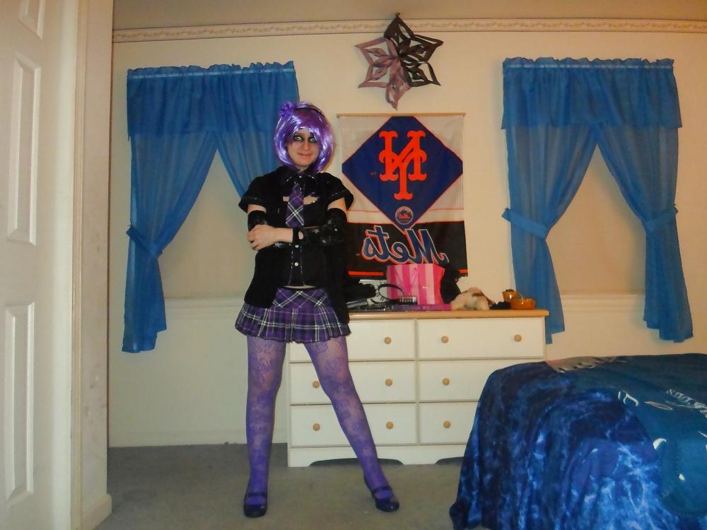 19P School girl cosplay