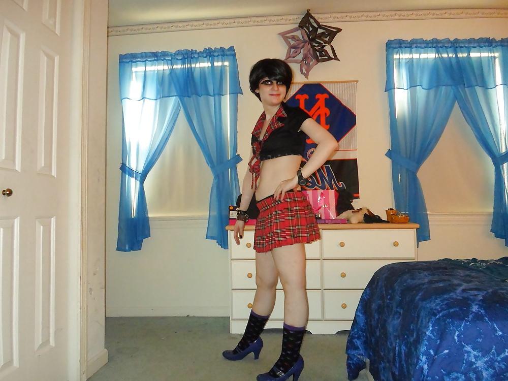 19P School girl cosplay