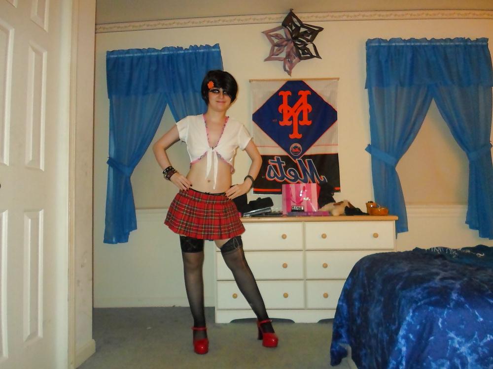 19P School girl cosplay