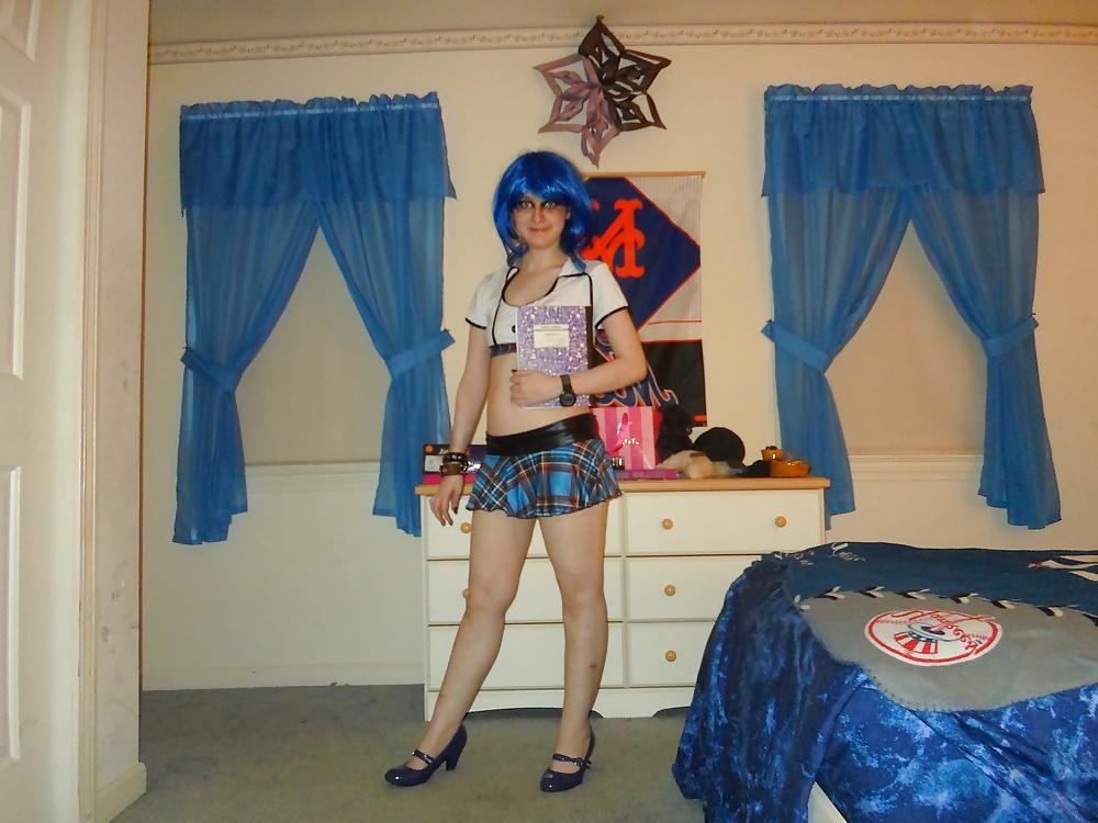 19P School girl cosplay
