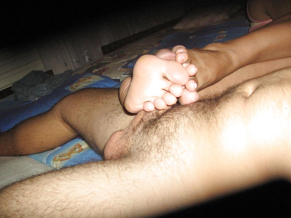 25P Footjob 2
