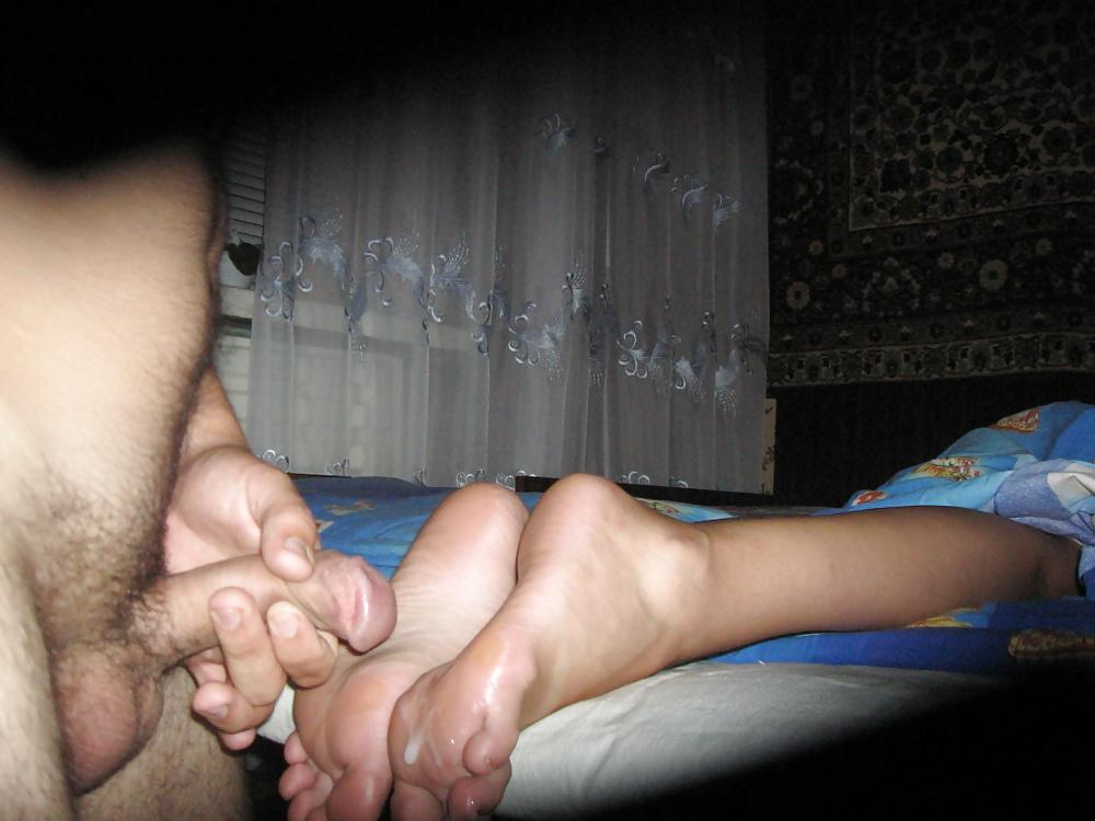 25P Footjob 2
