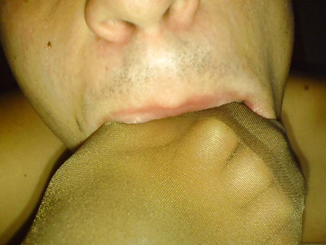 25P Footjob 2