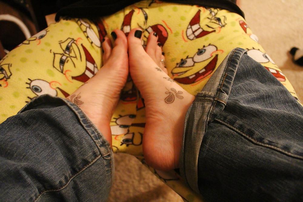 8P PJ's footjob