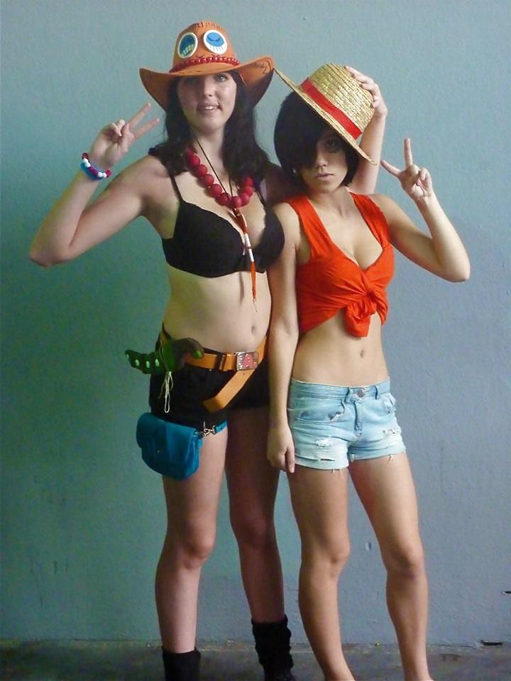 9P Cosplay of my ex