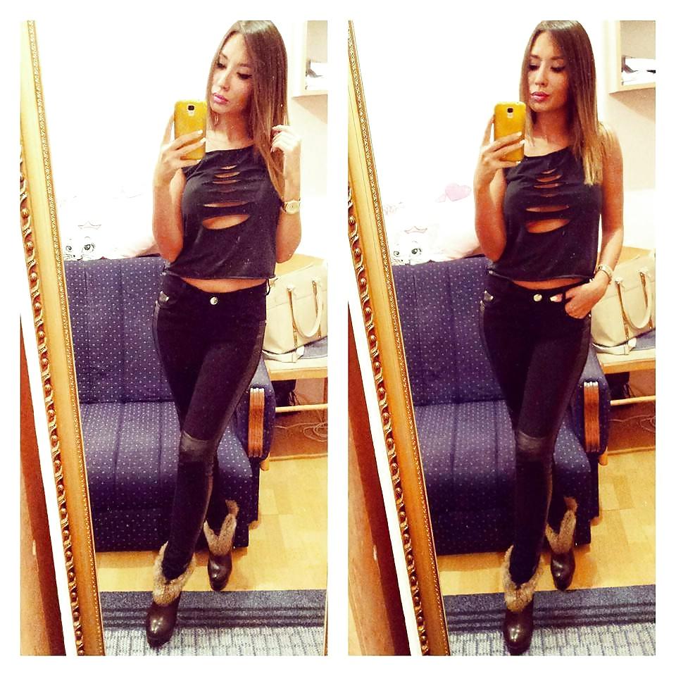 24P Serbian babe Jelena