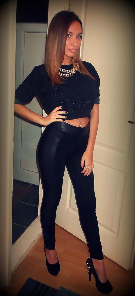 24P Serbian babe Jelena