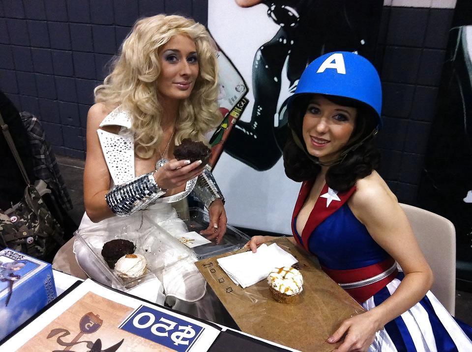 25P Big Titted Cosplay Slut