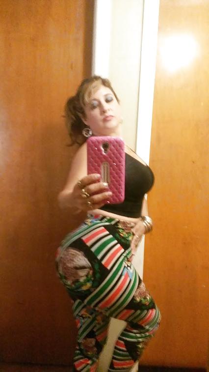 15P Latina milf with body