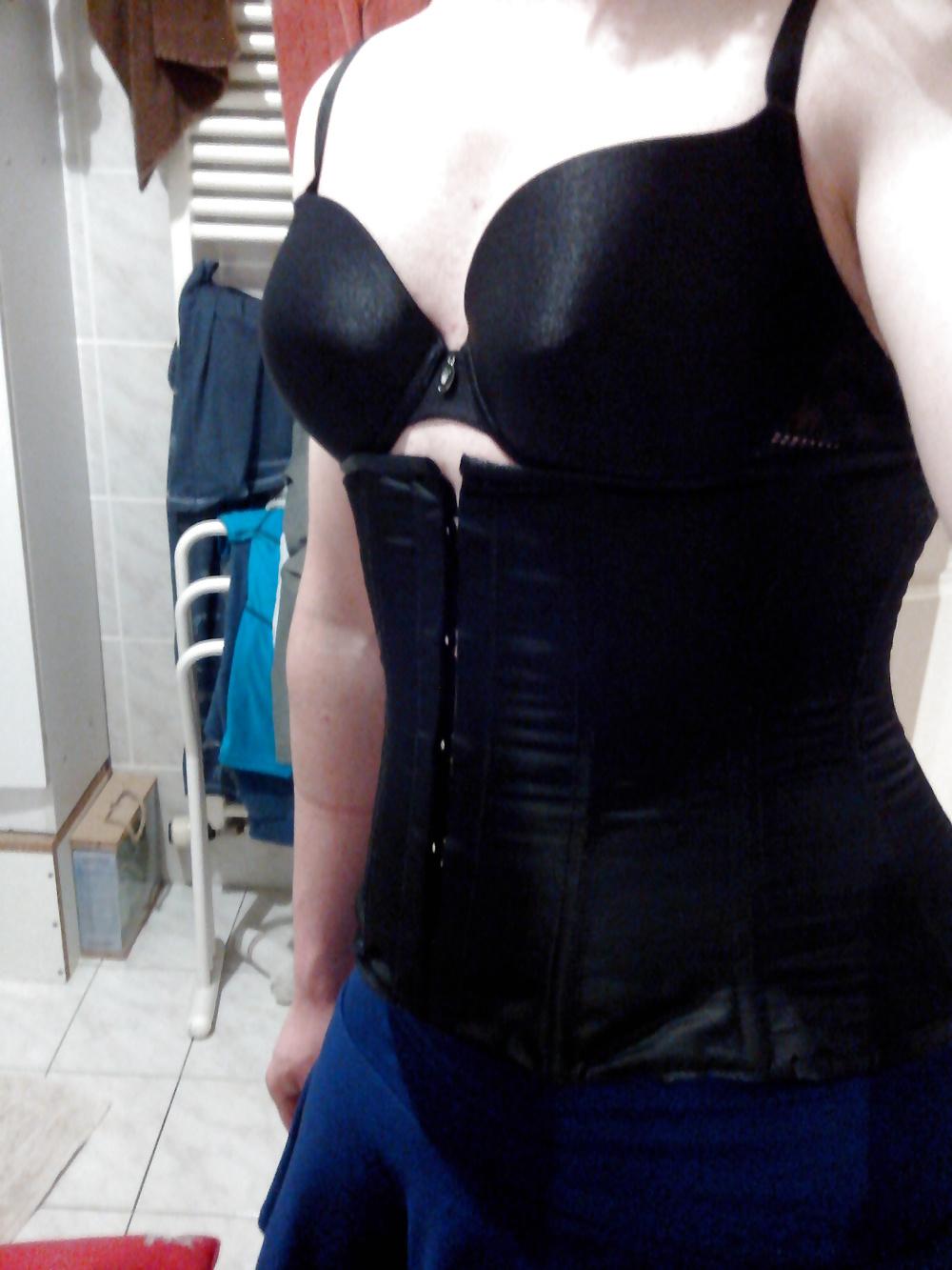 10P Moi en Corset