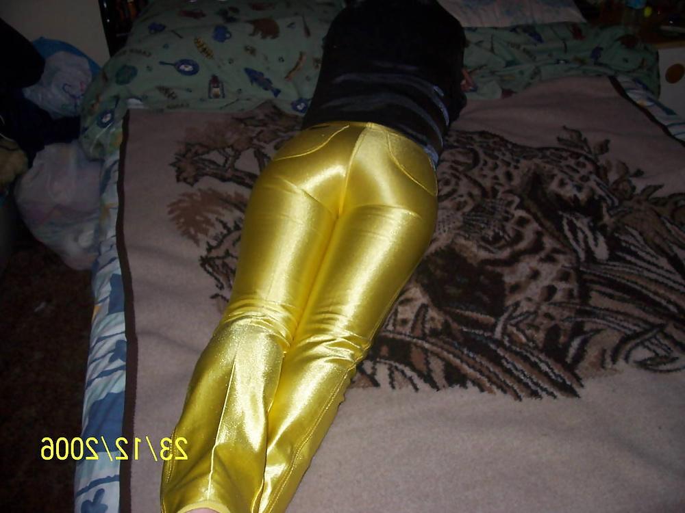 4P YELLOW SPANDEX DISCO PANTS