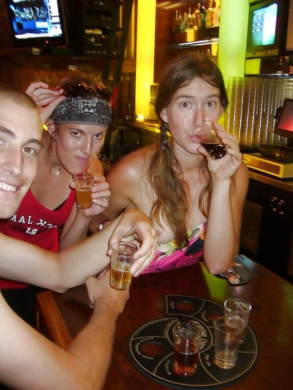 22P Nip Slip Little Tits