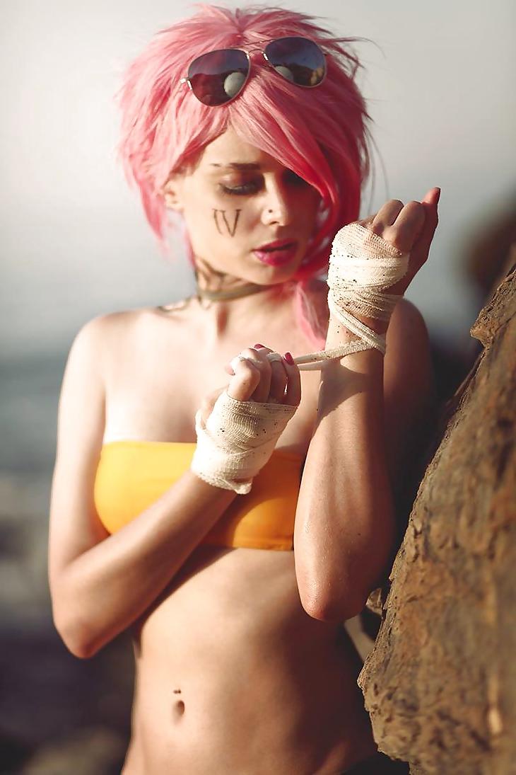 25P League of Legends Cosplay