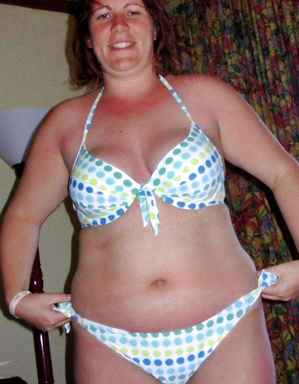 20P Kate Busty MILF Wank Slut