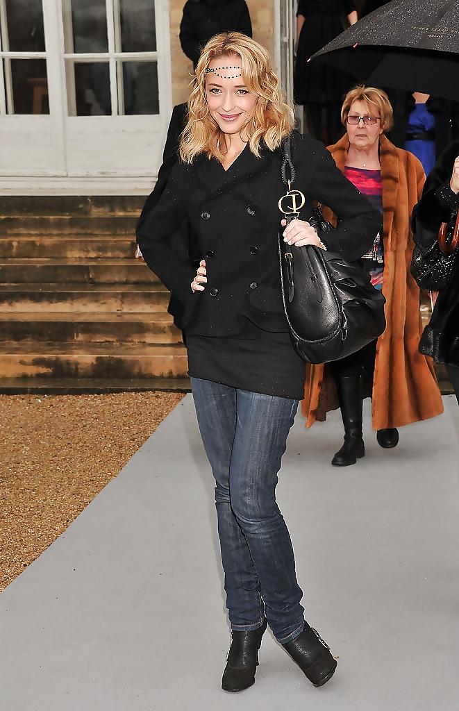 21P Helene De Fougerolles french actrice