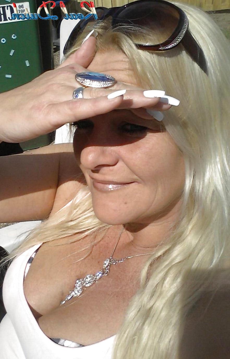 25P Schmutzige holländische MILF