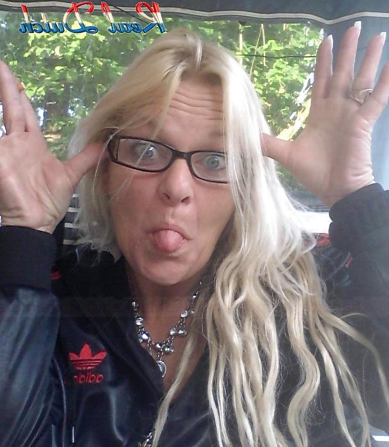 25P Schmutzige holländische MILF