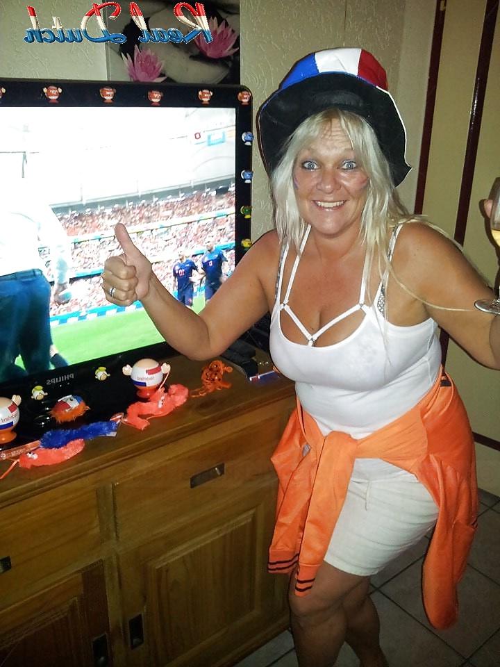 25P Schmutzige holländische MILF