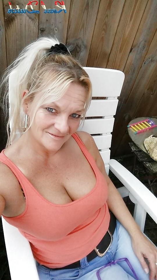 25P Schmutzige holländische MILF