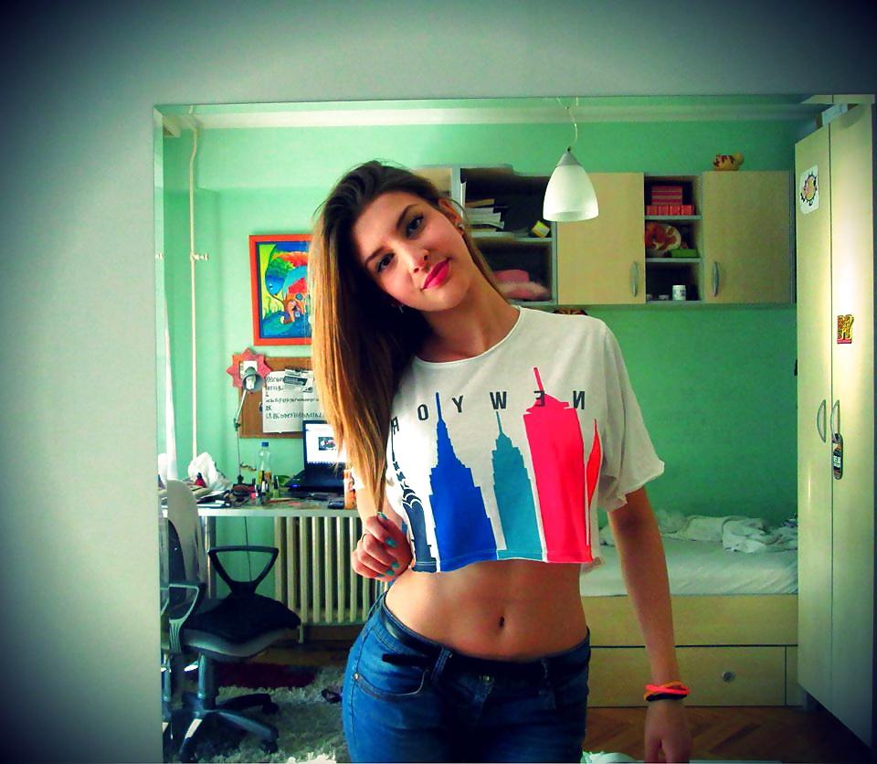 25P Serbian teens - Srpske tinejdzerke - Srpske klinke