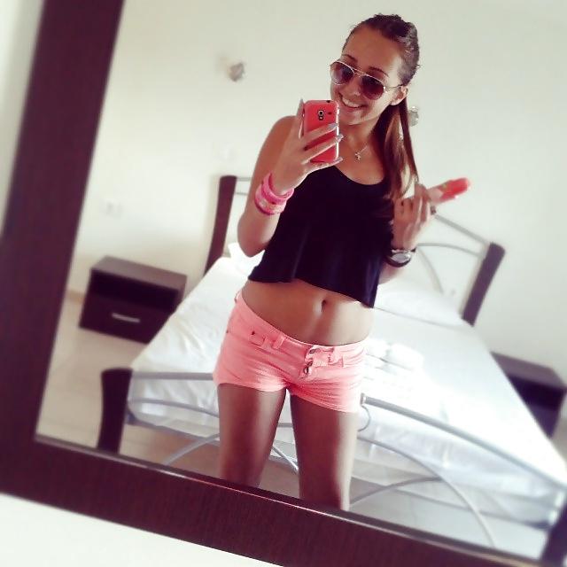 25P Serbian teens - Srpske tinejdzerke - Srpske klinke