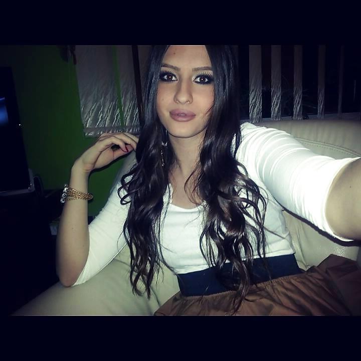 25P Beautiful serbian girls 2