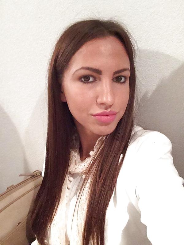 25P Beautiful serbian girls 2