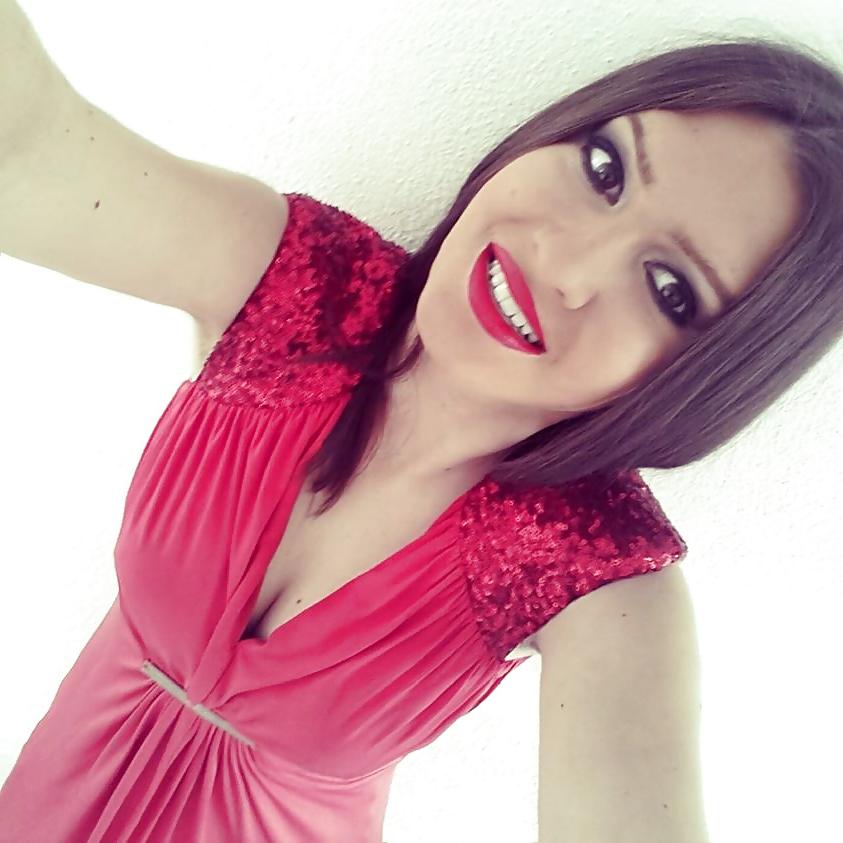 25P Beautiful serbian girls 2