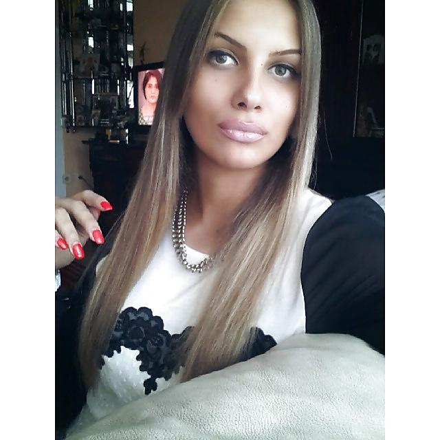25P Beautiful serbian girls 2