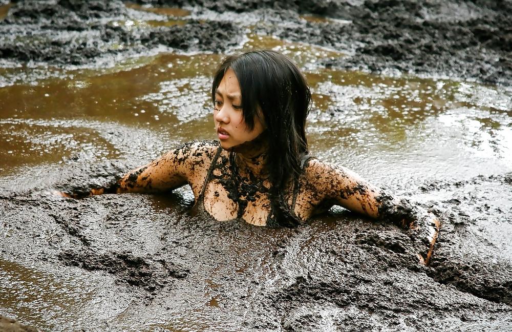 10P Dirty Mud II