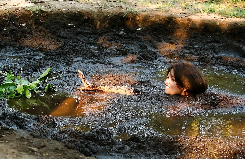 10P Dirty Mud II