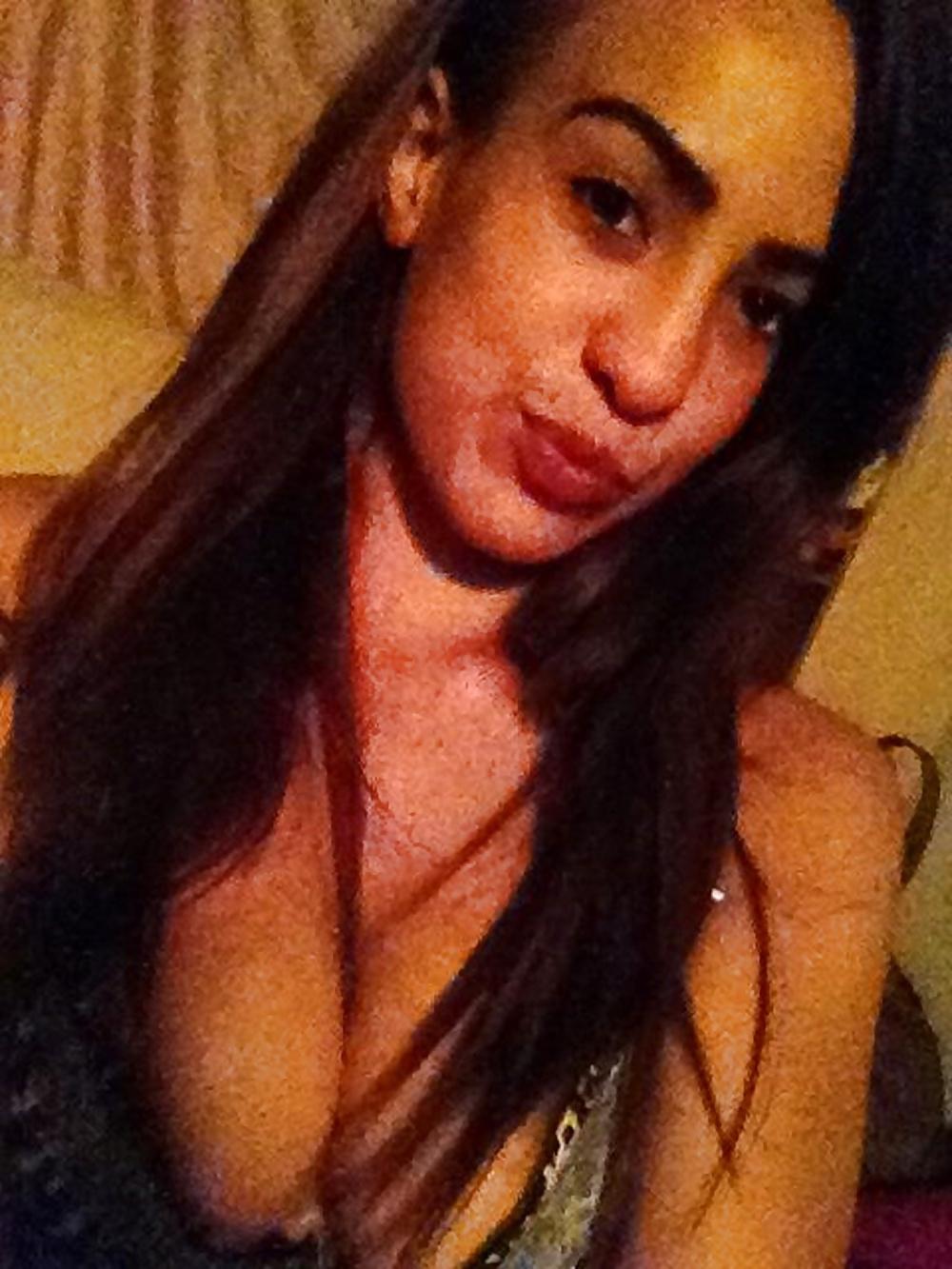 25P A french girl called Nesrine B.