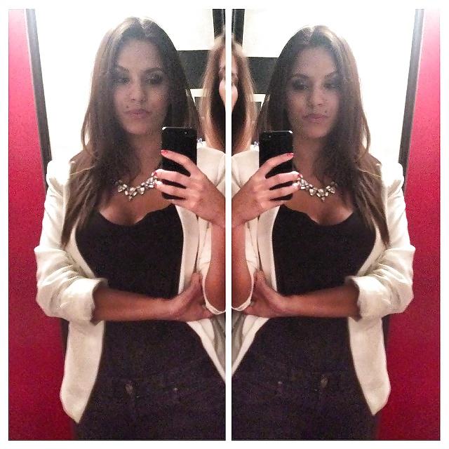 24P Beautiful serbian girls 3