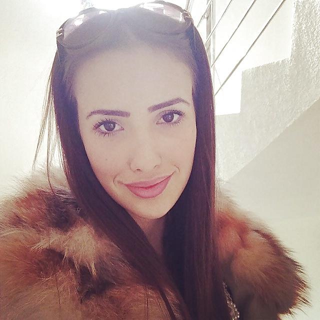 24P Beautiful serbian girls 3