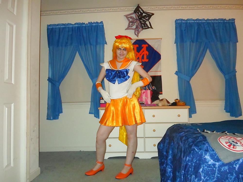 5P Sailor Venus Cosplay