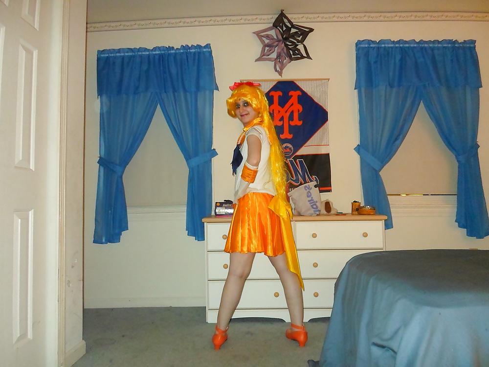 5P Sailor Venus Cosplay