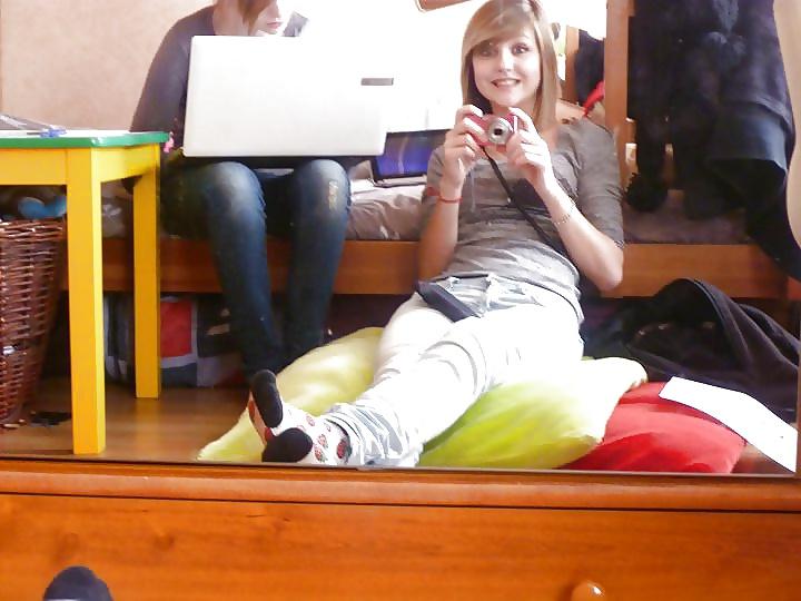 25P Justine 19 ans Blondasse a salir