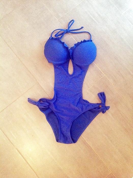 15P Swimsuit Bekini 