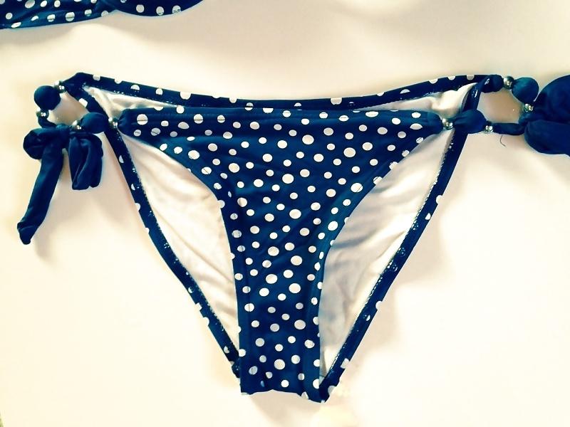15P Swimsuit Bekini 