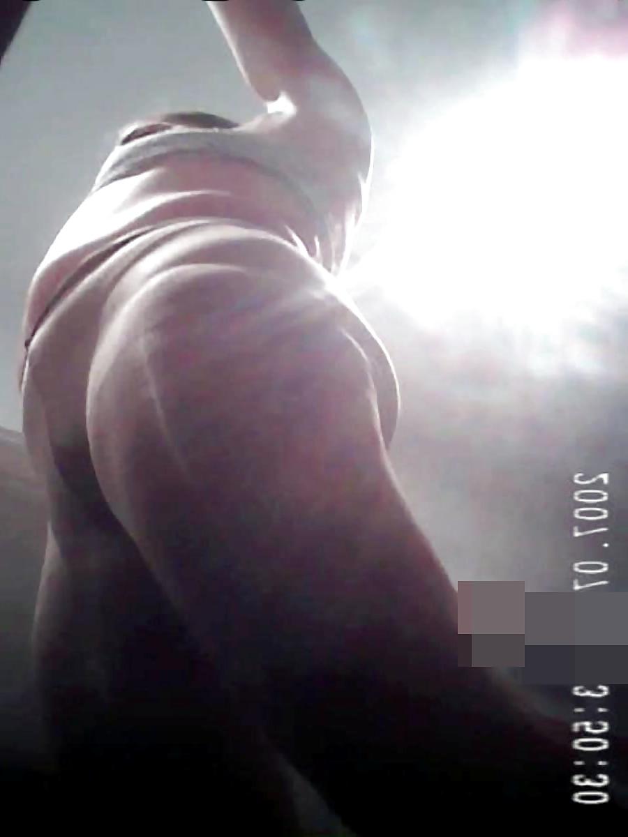 25P My hot wife dressing for party 2