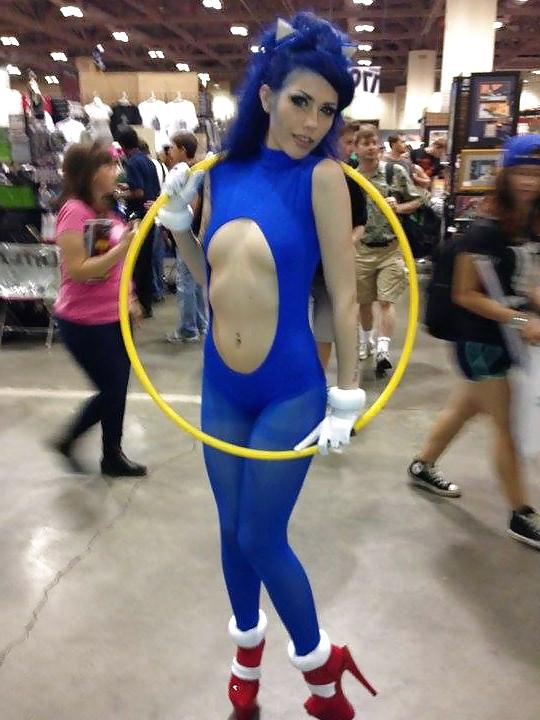 16P Sexy Hottest Cosplay