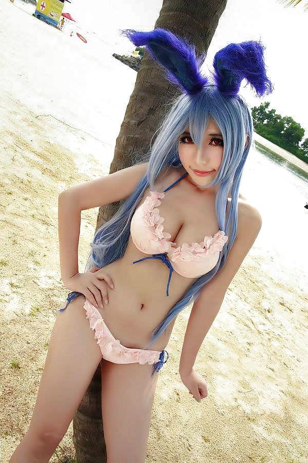 16P Sexy Hottest Cosplay
