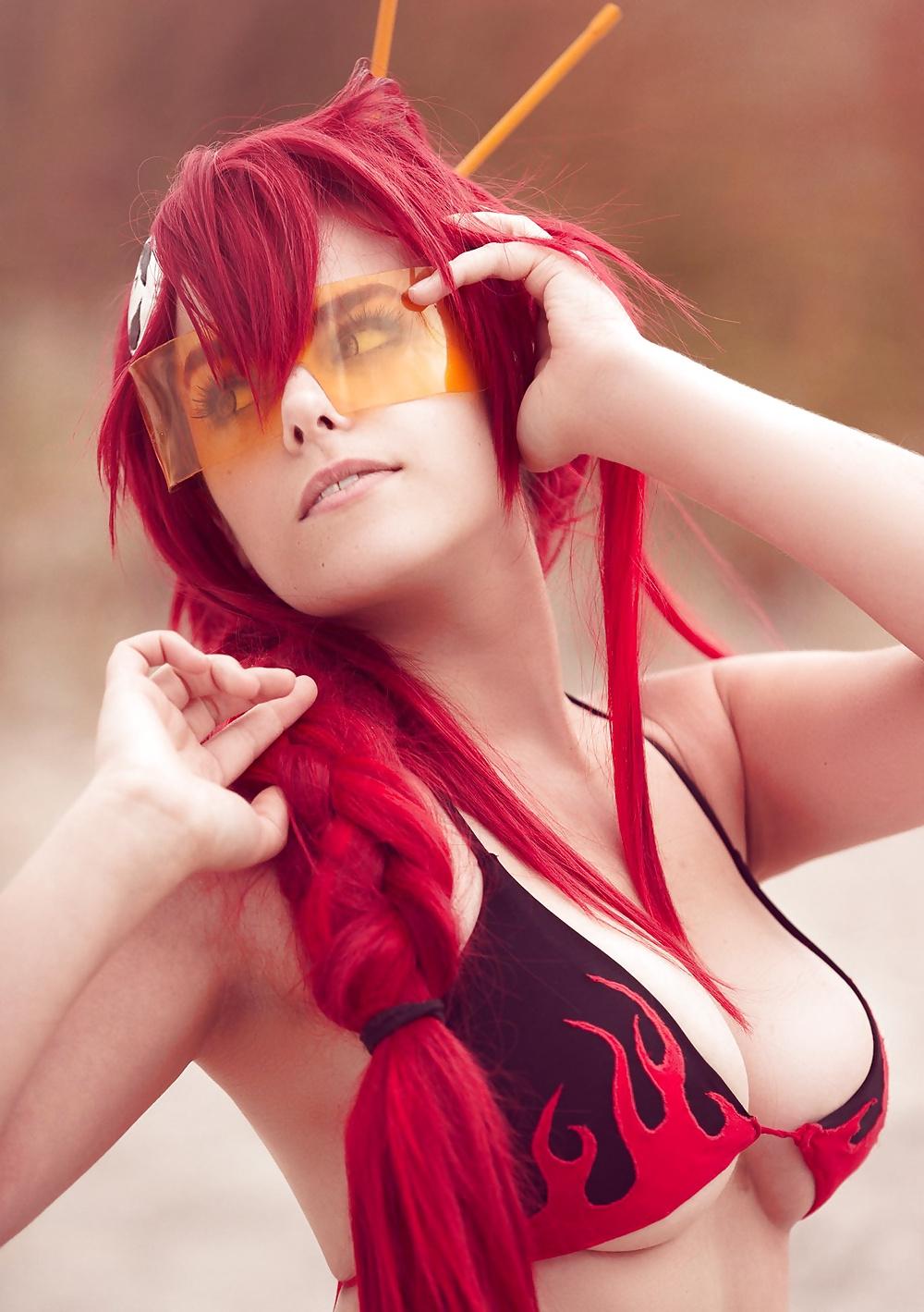16P Sexy Hottest Cosplay