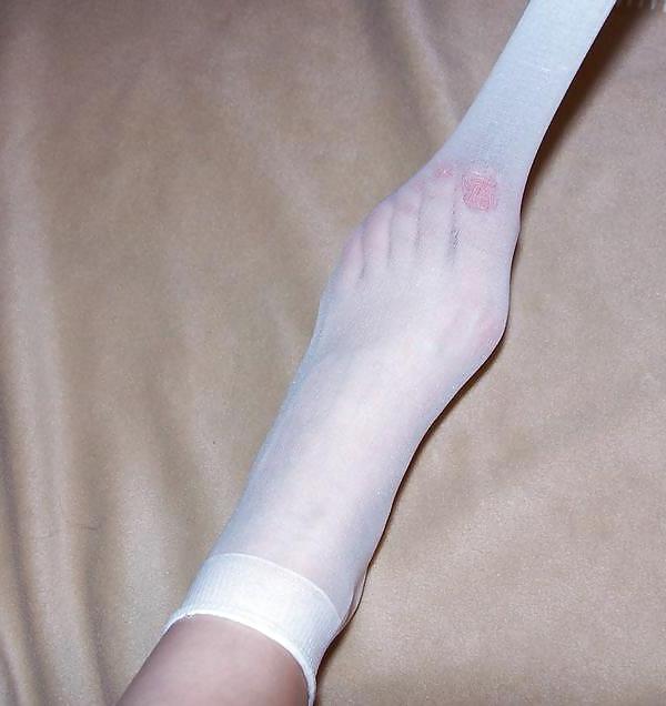 25P Pantyhose 1