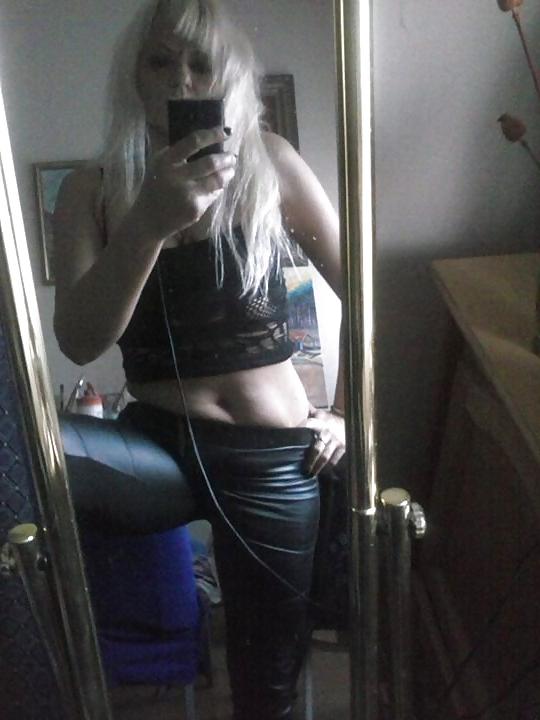25P Serbian Milf