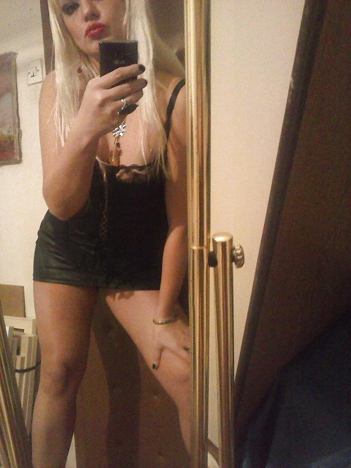 25P Serbian Milf