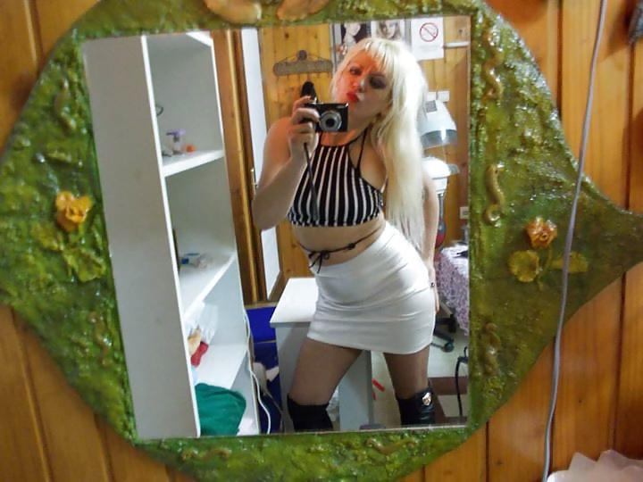 25P Serbian Milf