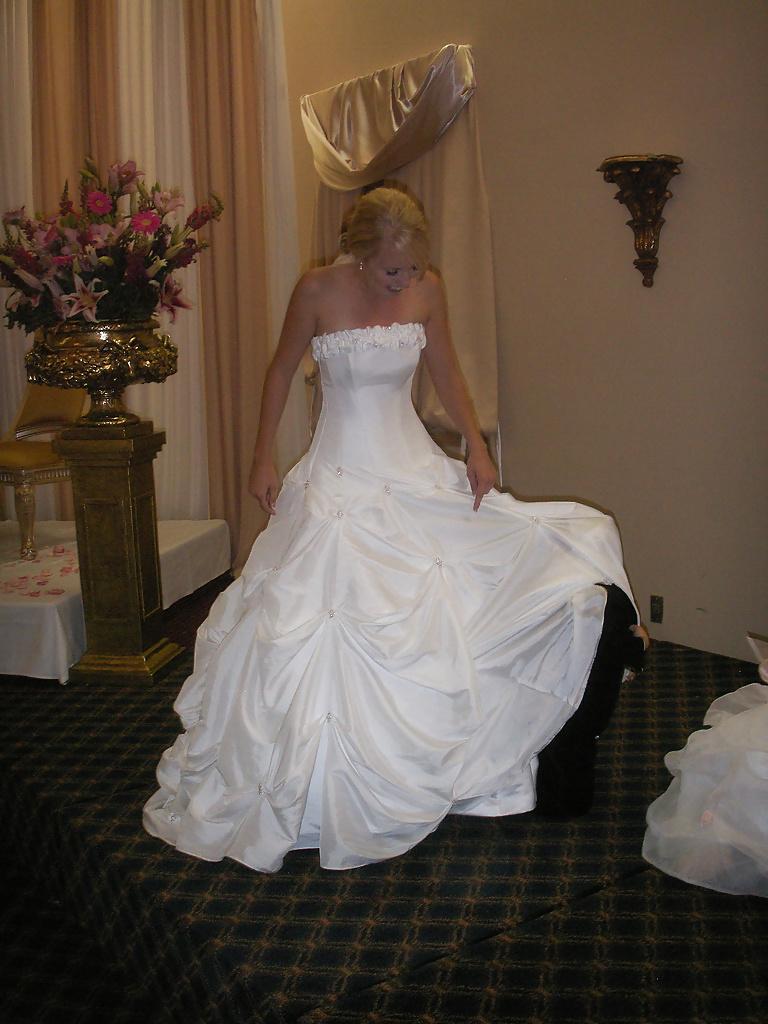 25P Under The Wedding Dress