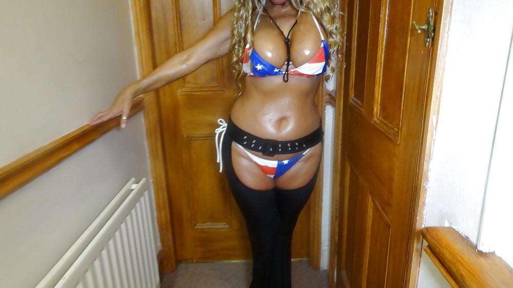 25P Mommy being dirty x